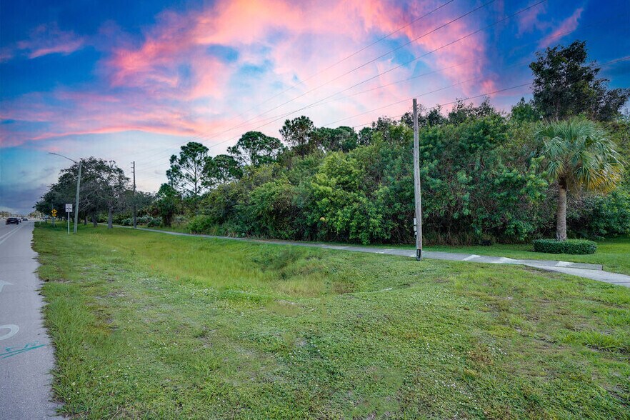 More Photos Of 3238 US 1, Fort Pierce Land For Sale