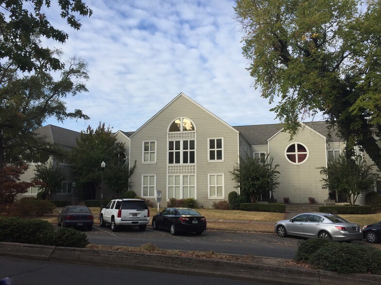 More Photos Of 2320 Highland Ave S, Birmingham Loft Creative Space For Lease