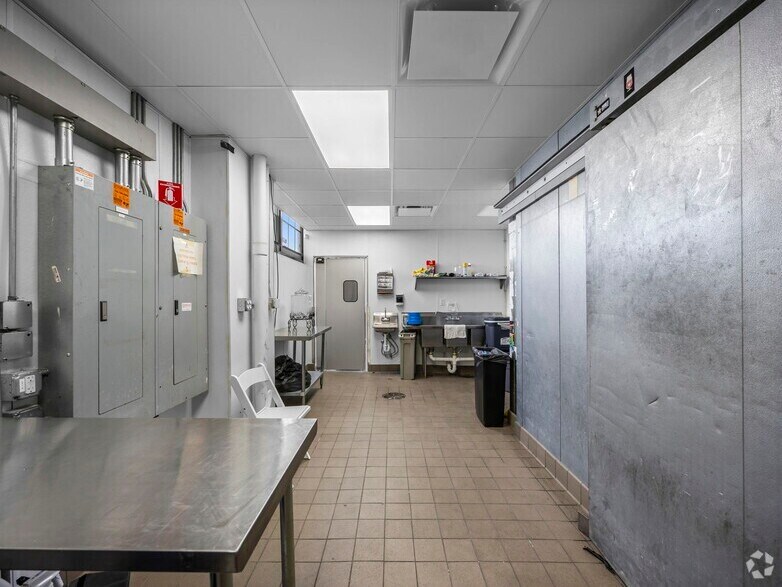 More Photos Of 132 10th St, Saint Paul Apartments For Sale