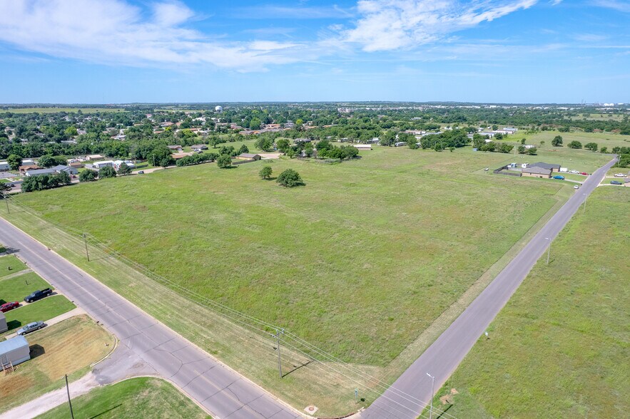 More Photos Of Jackson Ave and 22nd St, Woodward Land For Sale