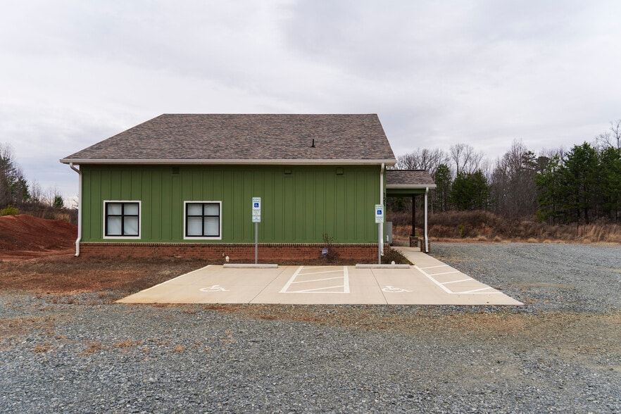 More Photos Of 121 Arborside Ln, King Religious Facility For Sale