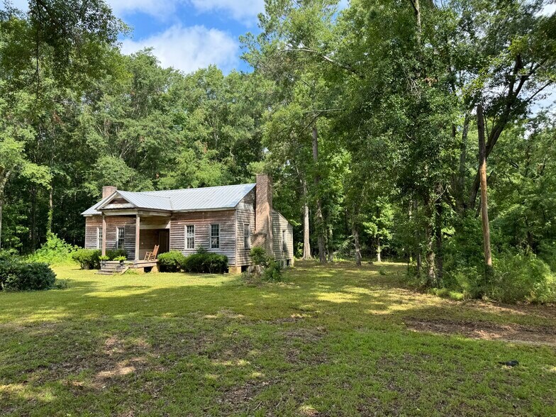 More Photos Of 9712 US Highway 31, Hope Hull Land For Sale