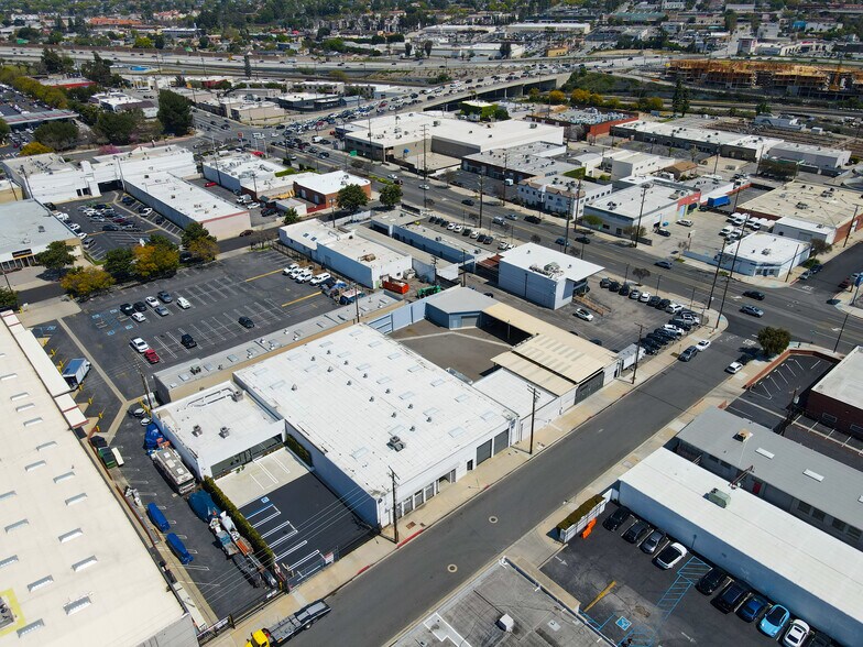 More Photos Of 1001 Chestnut St, Burbank Warehouse For Lease