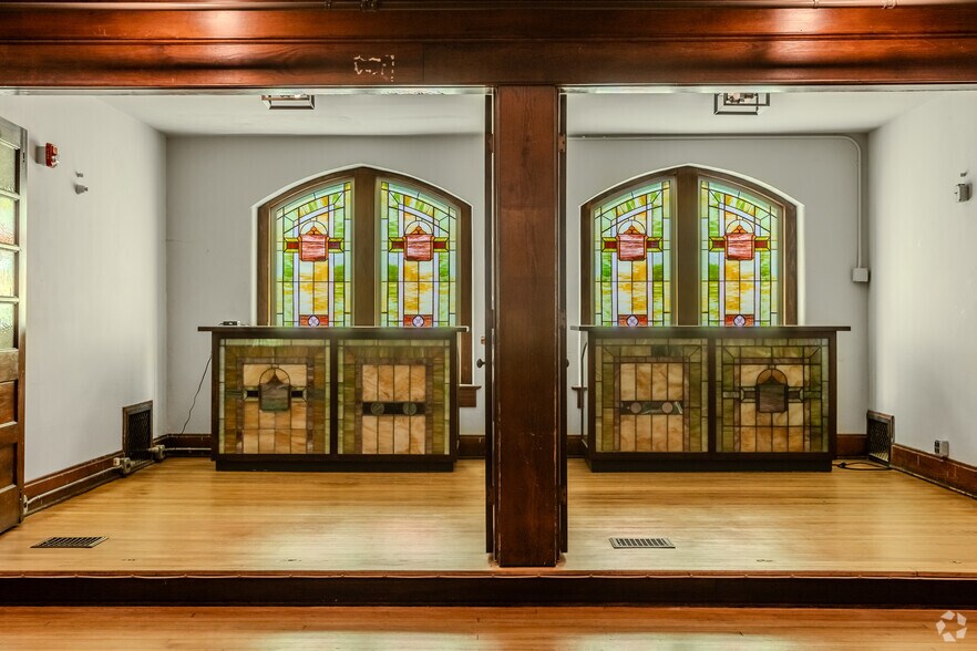 More Photos Of 618 Neil Ave, Columbus Religious Facility For Sale