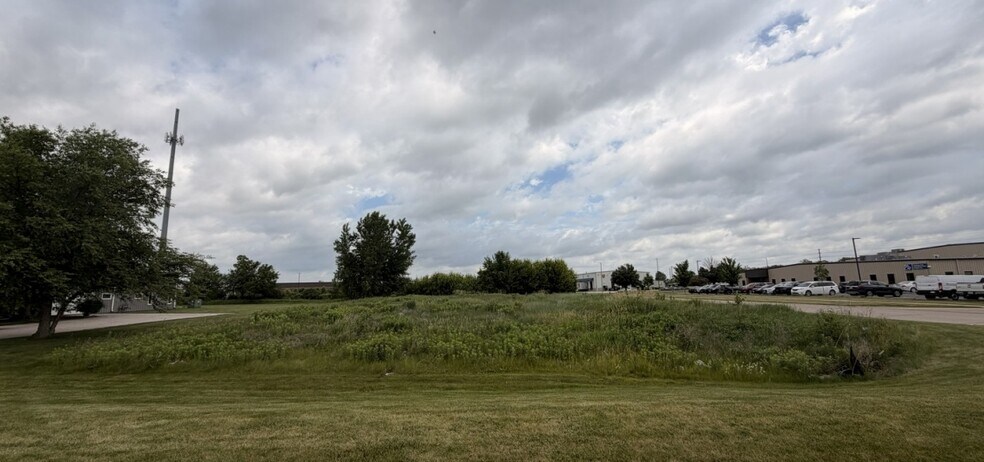 More Photos Of 740 Kacena Rd, Hiawatha Office For Sale