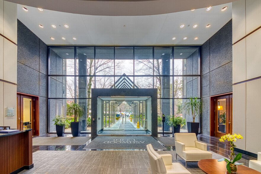 More Photos Of 1200 Ashwood Pky, Atlanta Office For Sale