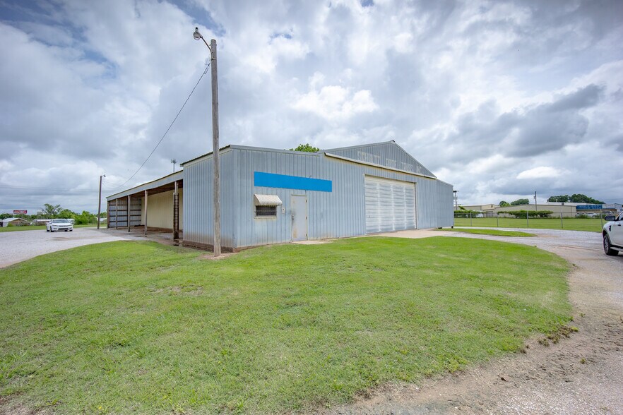 More Photos Of 1037 W Adkins Hill Rd, Norman Land For Sale