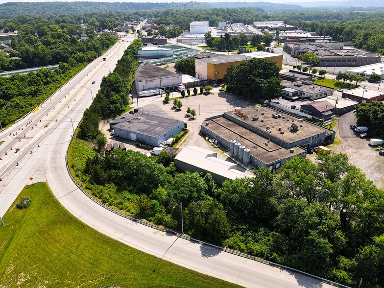 More Photos Of 3717 Jonlen Dr, Fairfax Flex For Sale