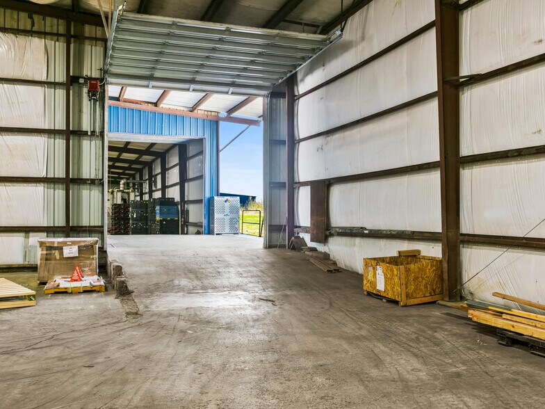 More Photos Of 465 L a White Dr, Fletcher Industrial For Lease