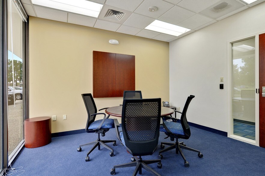 More Photos Of 4354 S Sherwood Forest Blvd, Baton Rouge Office For Lease