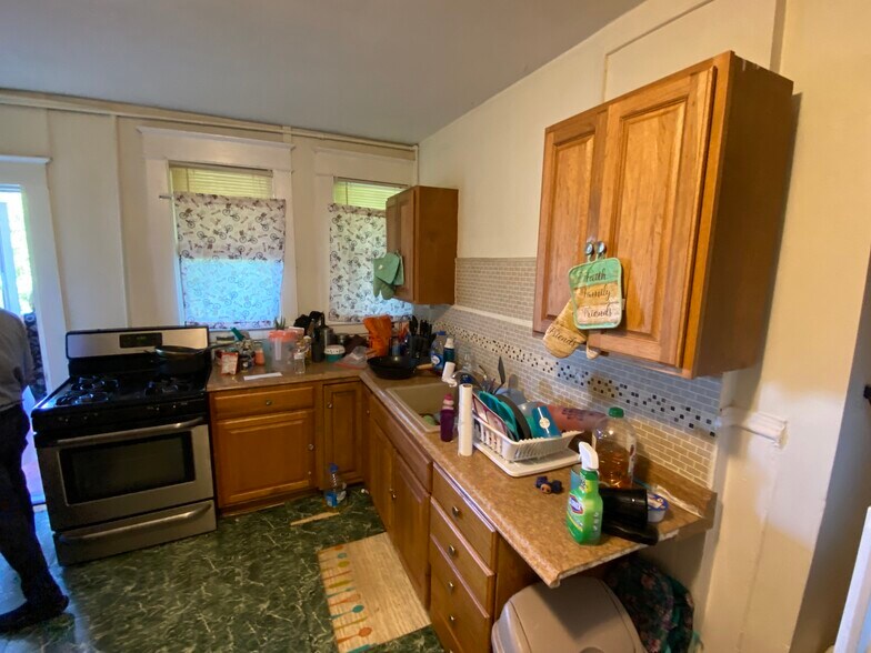 More Photos Of 78 Hawkins St, Derby Apartments For Lease