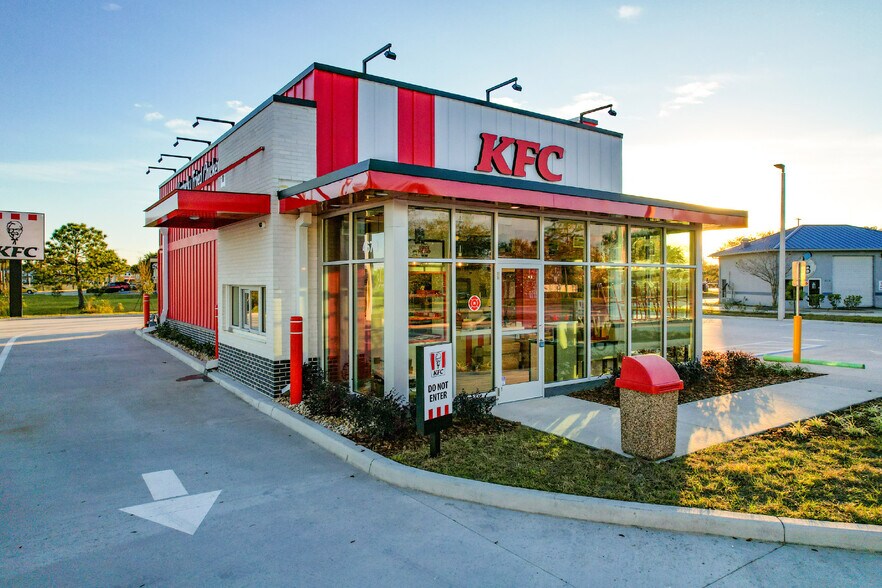 More Photos Of 4670 South St, Titusville Fast Food For Sale