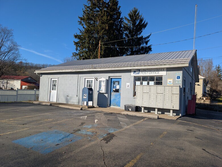 Primary Photo Of 6391 Route 305, Black Creek Post Office For Sale