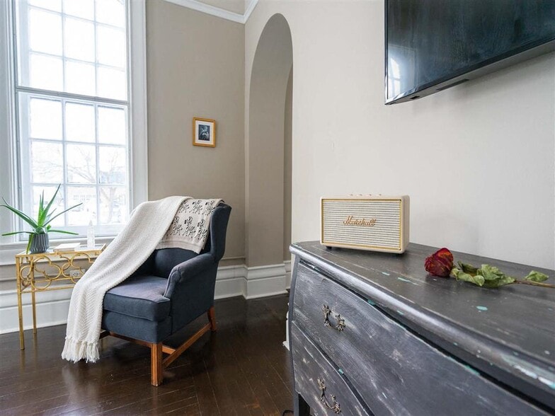 More Photos Of 300 Alexander St, Rochester Apartments For Sale