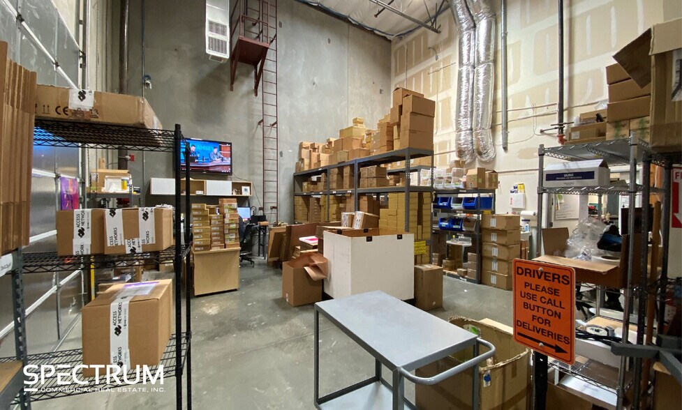 More Photos Of 28482-28486 Constellation Rd, Santa Clarita Warehouse For Sale