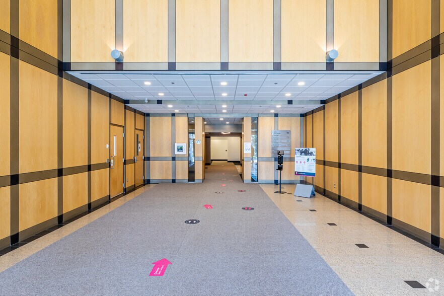 More Photos Of 770 Palladium Dr, Ottawa Office For Lease