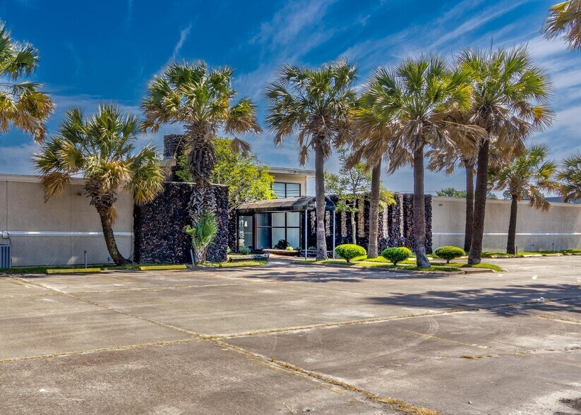 More Photos Of 1907 Southmore Ave, Pasadena Medical For Sale