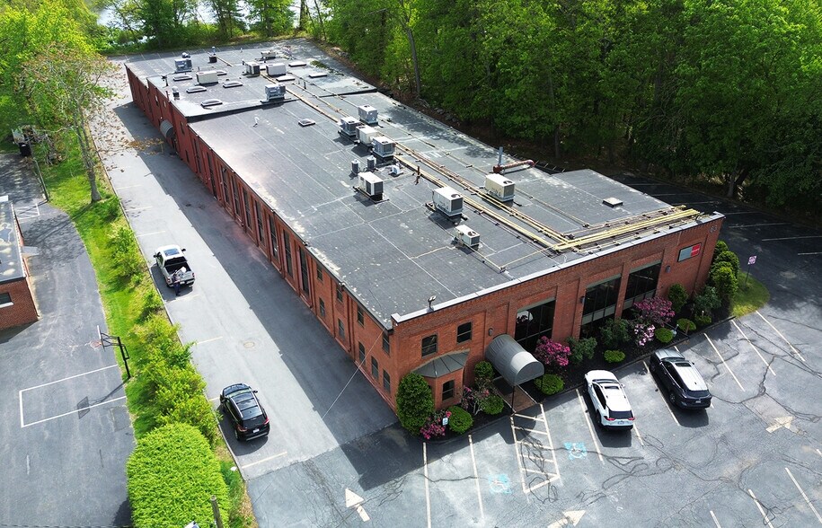 More Photos Of 63 Great Rd, Maynard Loft Creative Space For Lease