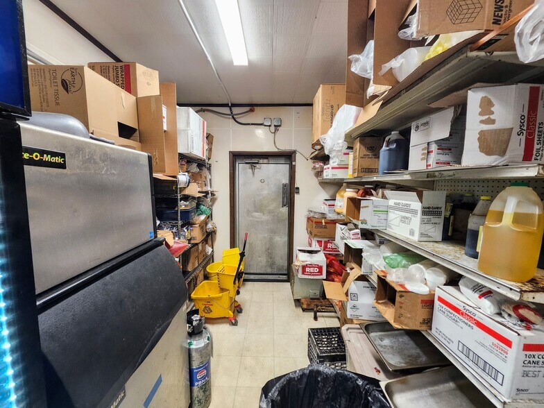 More Photos Of 800 3rd St, Moundsville Restaurant For Sale