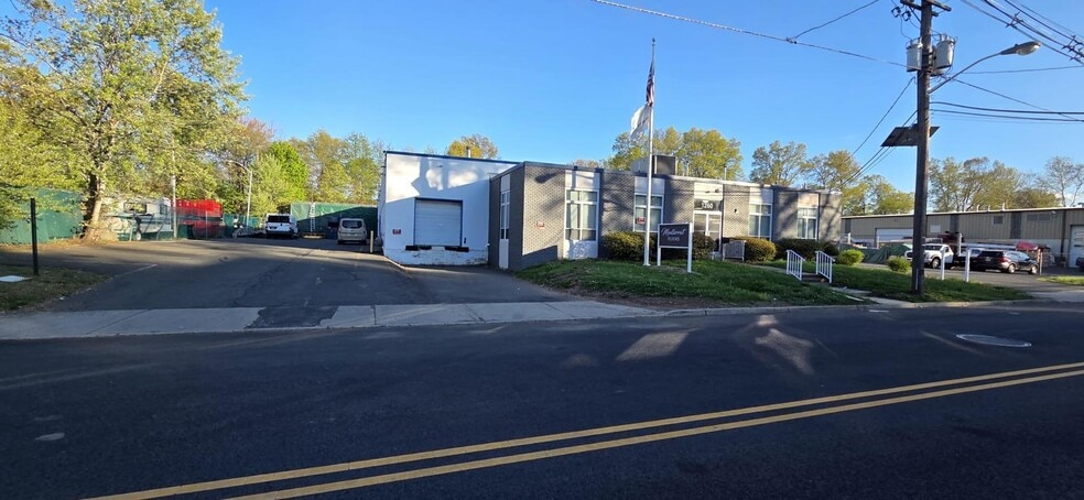 Primary Photo Of 1242A North Ave, Plainfield Warehouse For Sale