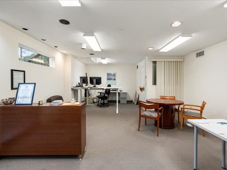 More Photos Of 44 Trapelo Rd, Belmont Office For Sale