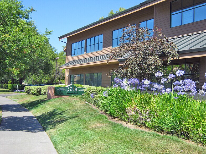 More Photos Of 2200 Range Ave, Santa Rosa Office For Lease