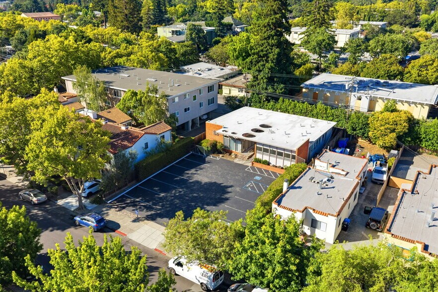 More Photos Of 80 Arch St, Redwood City Medical For Sale