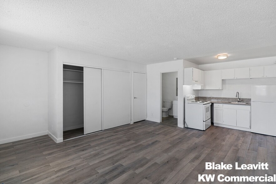 More Photos Of 4330 Las Vegas Blvd N, Las Vegas Apartments For Sale