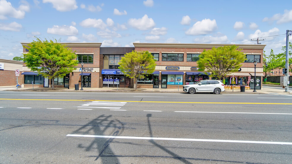 Primary Photo Of 917-927 Port Washington Blvd, Port Washington General Retail For Sale