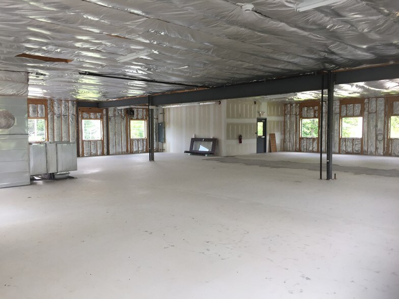 More Photos Of 5250 Freemansburg Ave, Easton Office For Lease