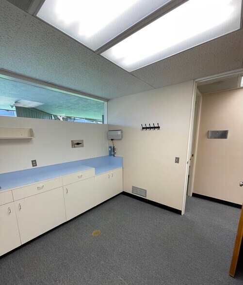 More Photos Of 1615 Hill Rd, Novato Office For Sale