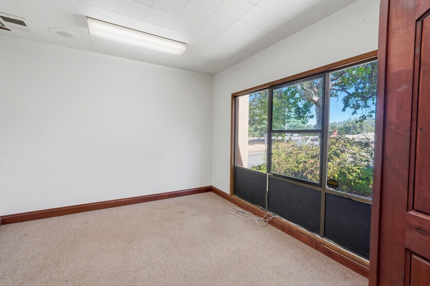 More Photos Of 13170 Lincoln Way, Auburn Office For Sale