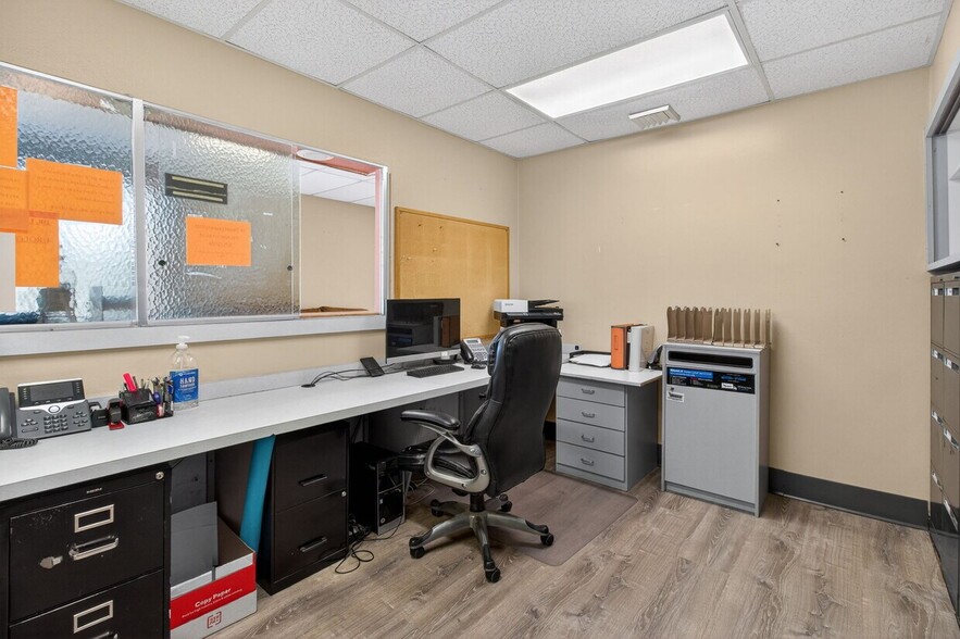 More Photos Of 2039 Indian Rocks Rd, Largo Medical For Sale