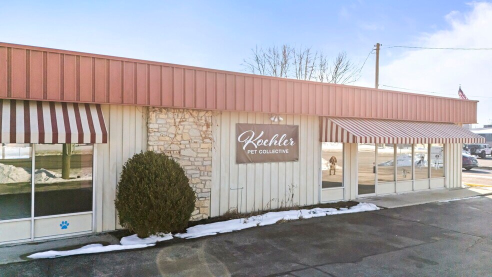 More Photos Of 2929 Clifty Dr, Madison Flex For Sale