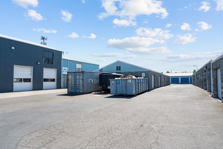More Photos Of 1006 S Pacific Hwy, Talent Self Storage For Sale