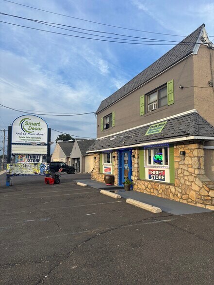 More Photos Of 119 York Rd, Warminster Restaurant For Sale