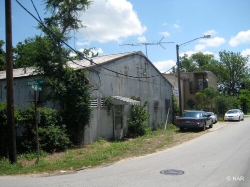 More Photos Of 7903 Leander St, Houston Warehouse For Sale