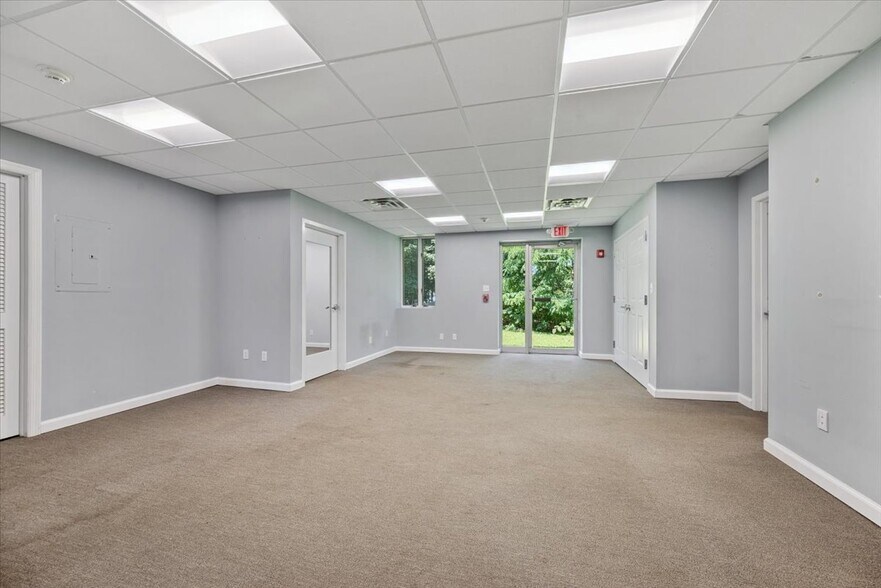More Photos Of 159 Us Highway 46, Rockaway Office For Lease