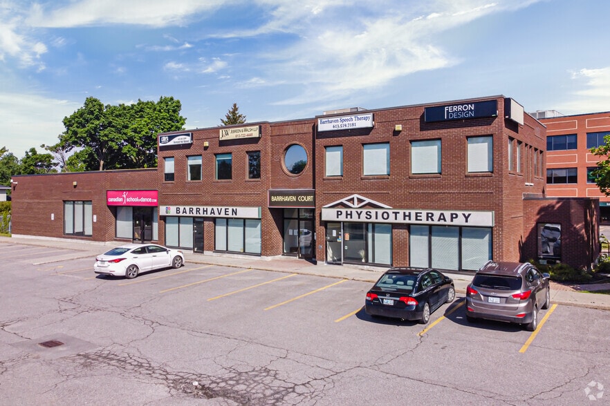 Primary Photo Of 35 Larkin Dr, Ottawa Office For Lease