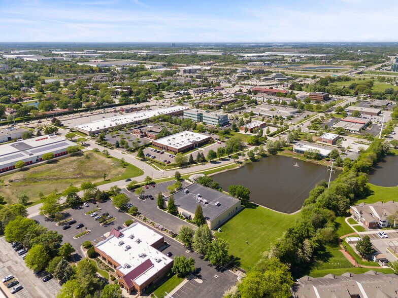 More Photos Of 1488 Bond St, Naperville Office For Sale