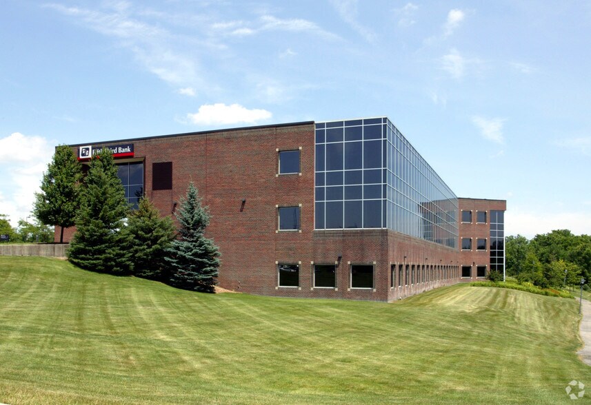 More Photos Of 1830 E Paris Ave SE, Grand Rapids Office For Sale