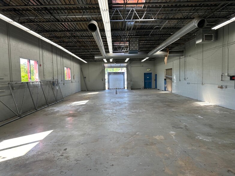 More Photos Of 51 Aster St, West Warwick Manufacturing For Sale