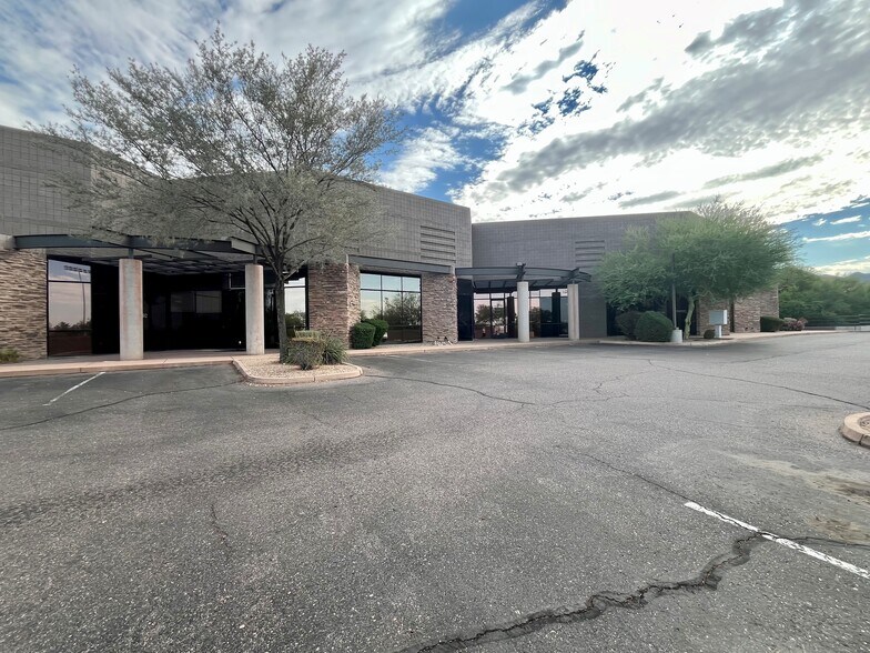 Primary Photo Of 16411 N 90th St, Scottsdale Warehouse For Lease
