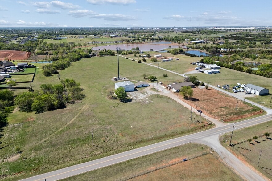 More Photos Of 11113 S Sunnylane Rd, Oklahoma City Warehouse For Sale