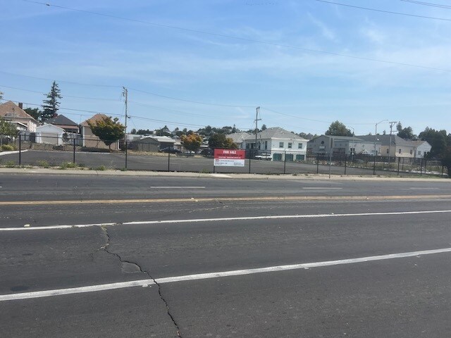 More Photos Of 240 Curtola Pky, Vallejo Land For Sale