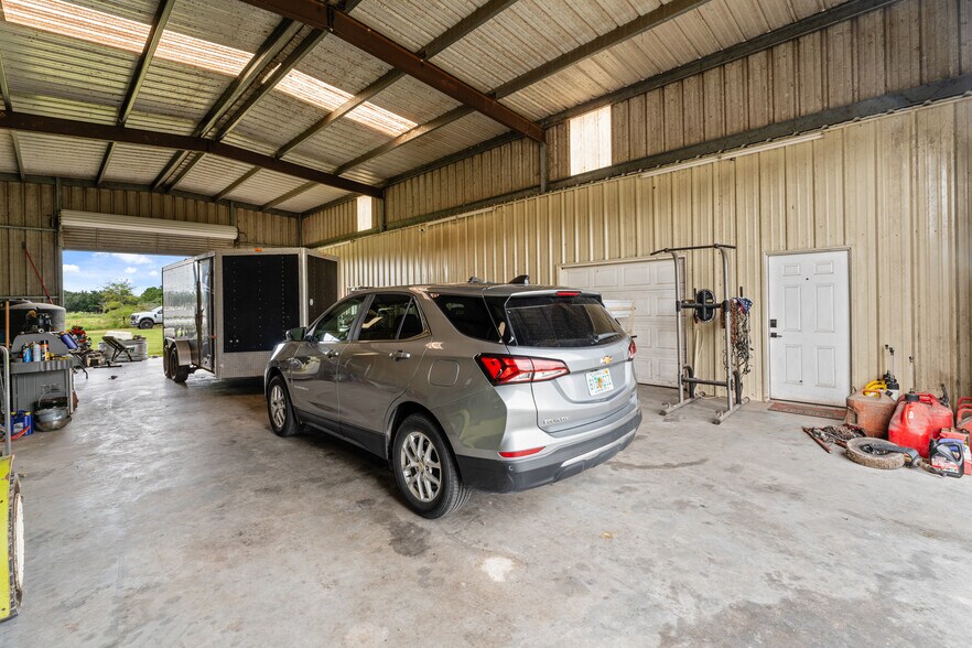 More Photos Of 23111 FM 1462 Rd, Damon Land For Sale