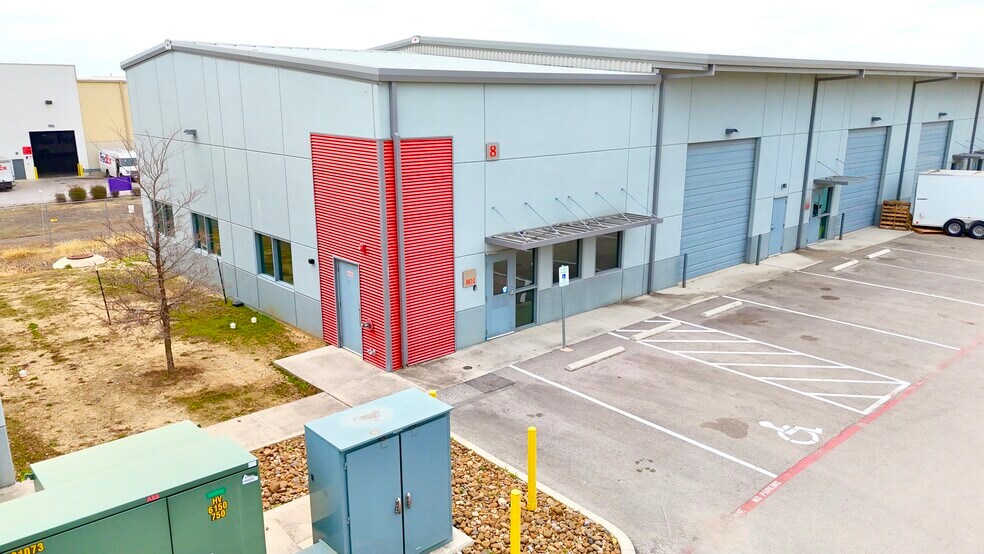 More Photos Of 7637 Fm 3009, Schertz Warehouse For Sale