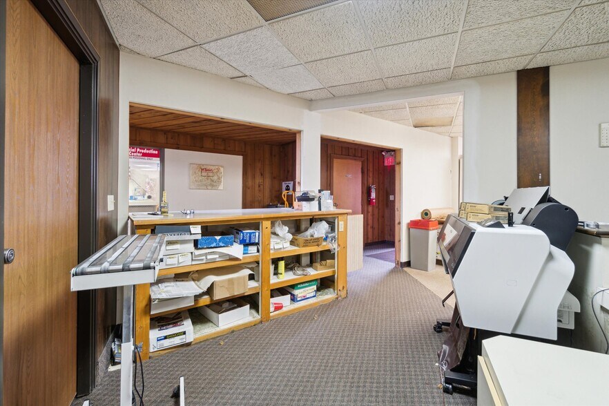 More Photos Of 4414 Bay Rd, Saginaw Storefront Retail Office For Sale