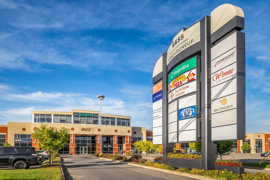 More Photos Of 6655 Boul Pierre-Bertrand, Québec Office For Lease