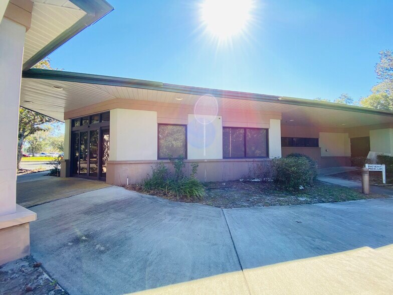 More Photos Of 404 Hall of Fame Dr, Lake City Medical For Lease